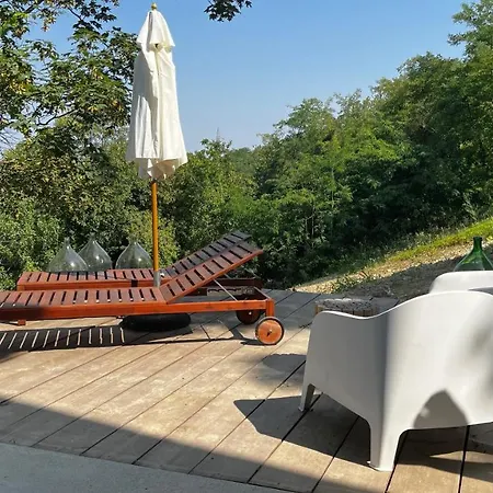 Bed & Breakfast Cascina Giantino Sughero - G A Y - M E N - O N L Y (adults Only) Montegrosso dʼAsti