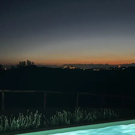 Bed & Breakfast Cascina Giantino Sughero - G A Y - M E N - O N L Y (adults Only)